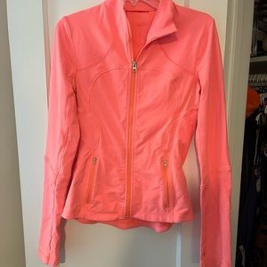 lululemon define jacket size 6